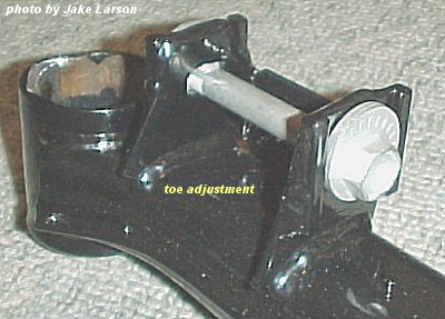 Jake Larson - Modified E30 subframe - toe adjustment