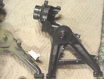 The M-Coupe rear trailing arm compared to the standard E30 unit
