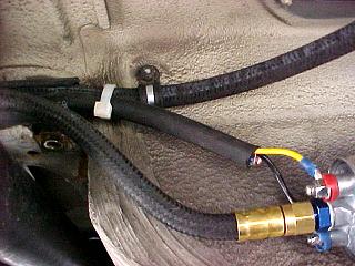 Fuel pump connections