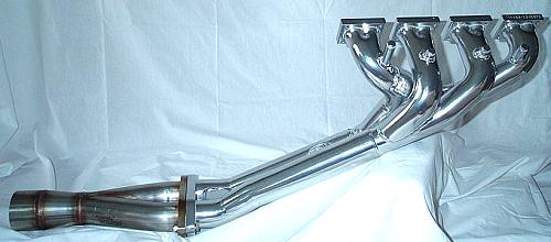 An Evo III header with Y-Pipe - the classic tri-Y configuration